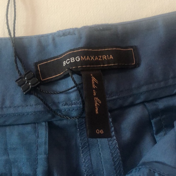 NEW BCBG MAXAZRIA blue shorts cuffed - Picture 2 of 3